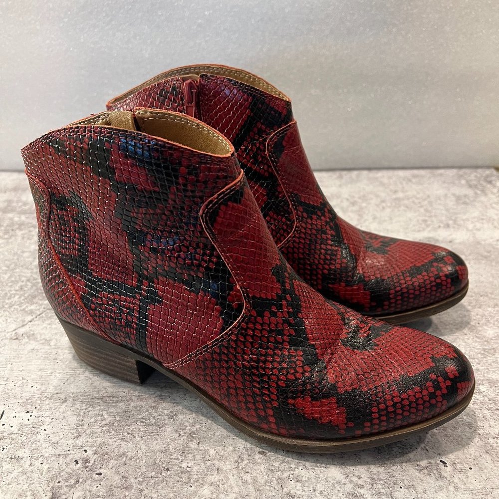 Lucky Brand Red Black Stacked Heel Leather Ankle Bootie 7.5